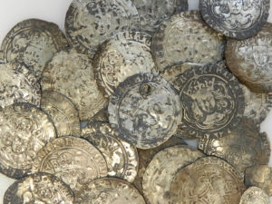 The Beeston Hoard of Medieval coins - obverse of coins, (LVPL-C920E4). Copyright: Portable Antiquities Scheme. License: CC-BY.