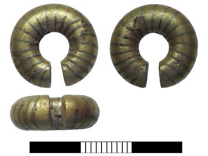 Gold penannular ring from the Bronze Age period found in Surrey (SUR-8F221C). Copyright: Surrey County Council, CC-BY Licence.